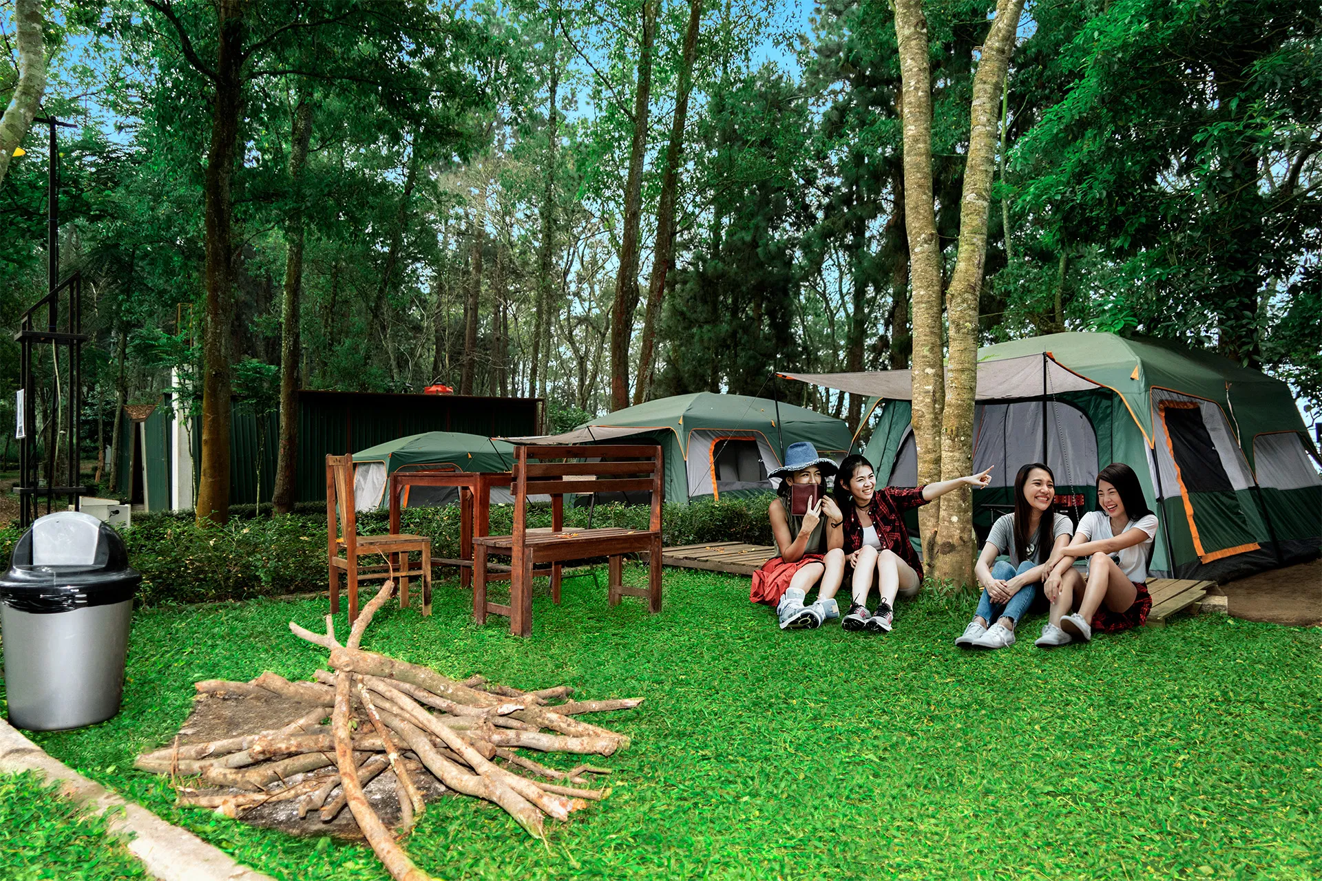 Hiking Coban Rondo Waterfall: Tips & Photography